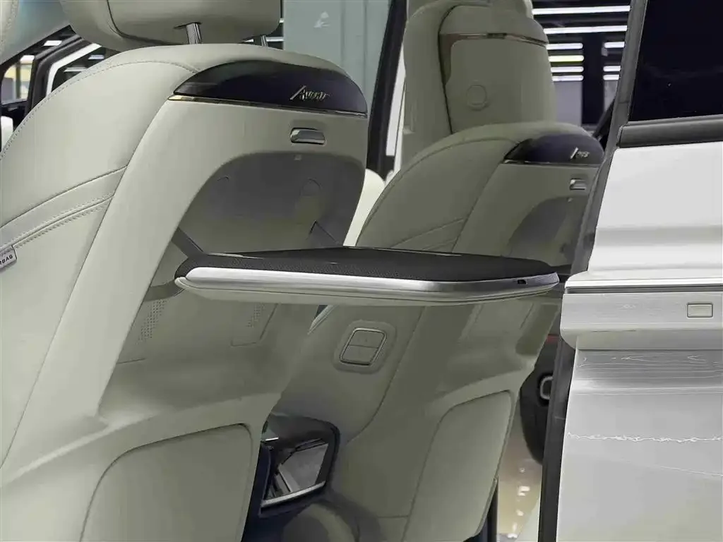 Buick Century 2023 из CN, фото 9