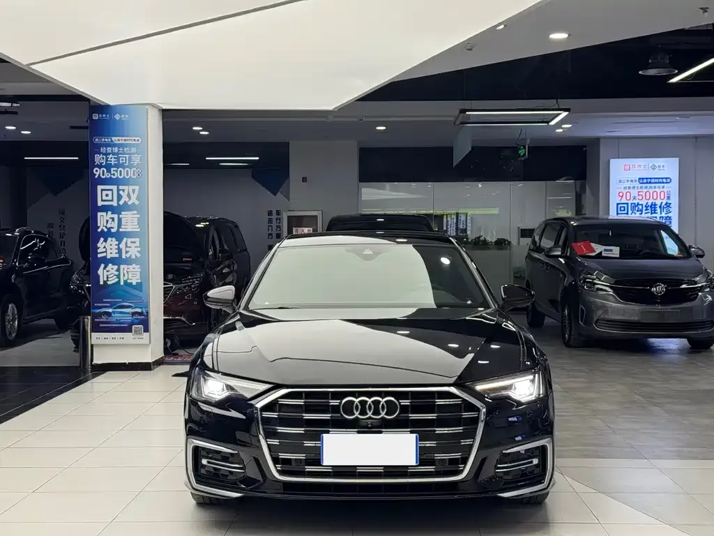 Audi A6L 2023 из CN, фото 2