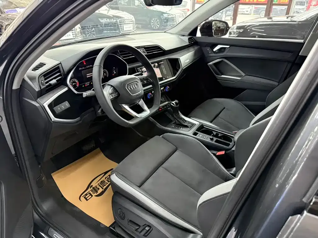 Audi Q3 2022 из CN, фото 2