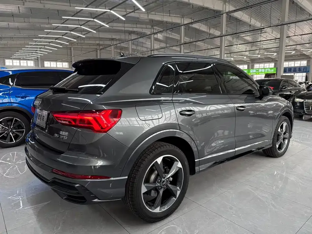 Audi Q3 2022 из CN, фото 7