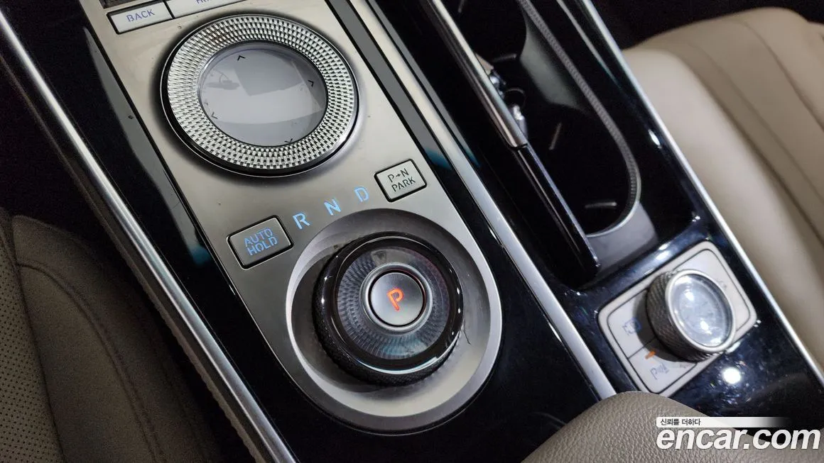 Genesis GV80 — фото 10