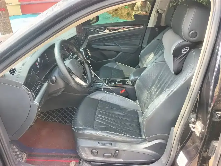 Volkswagen Passat New Energy 2023 из CN, фото 2