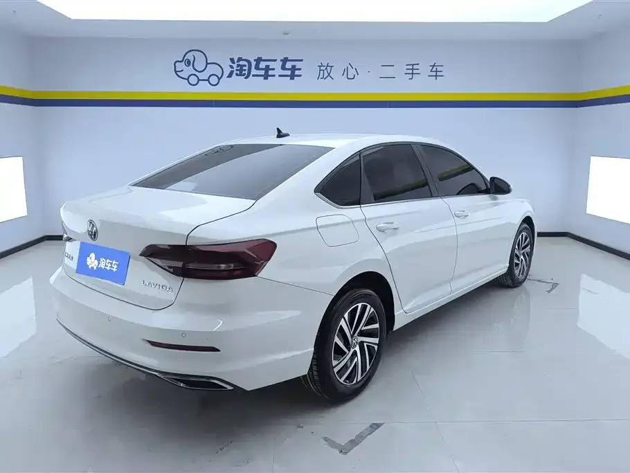 Volkswagen Lavida 2023 из CN, фото 2