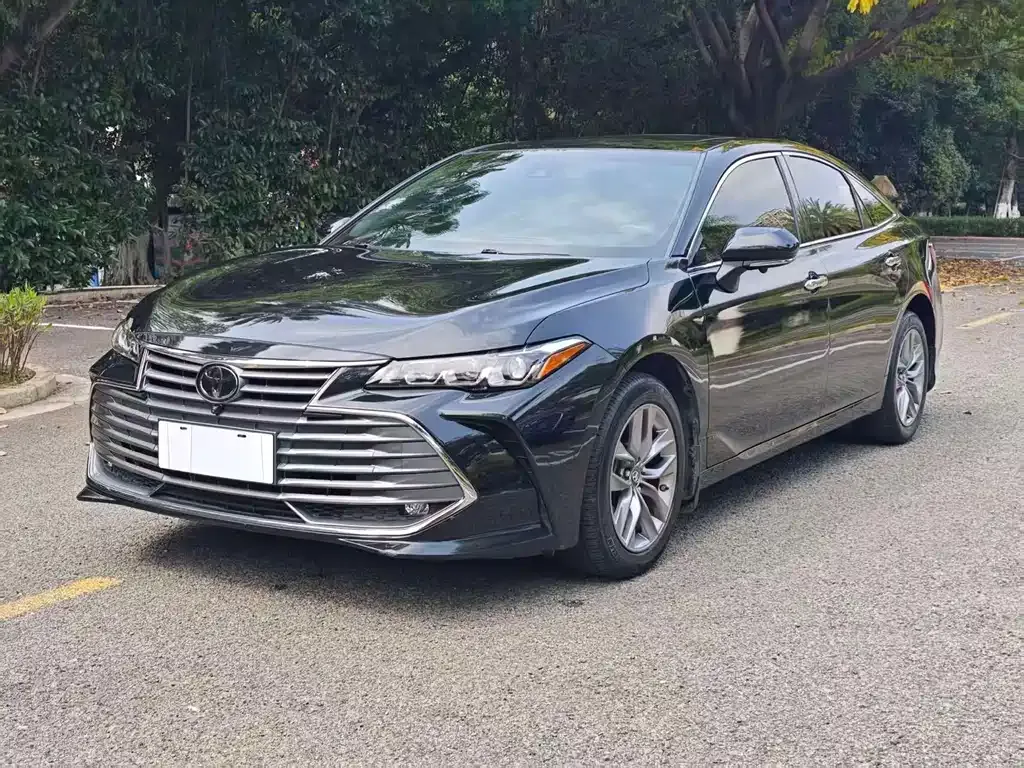 Toyota Avalon 2021 из CN, фото 1