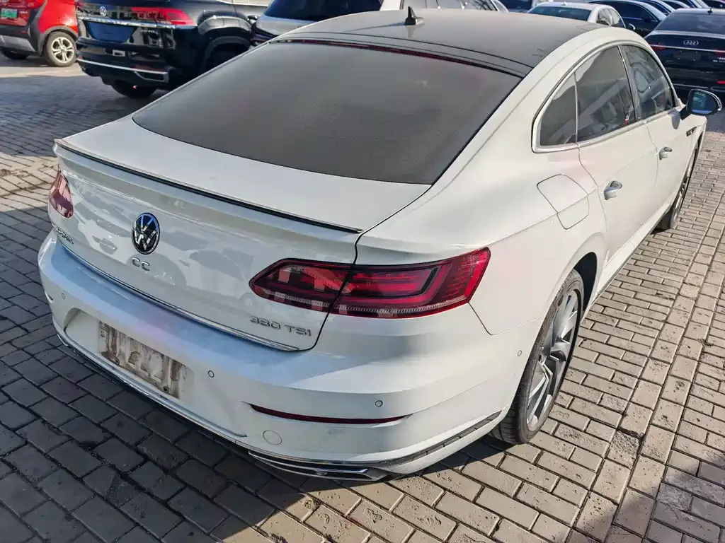 Volkswagen CC 2021 из CN, фото 4