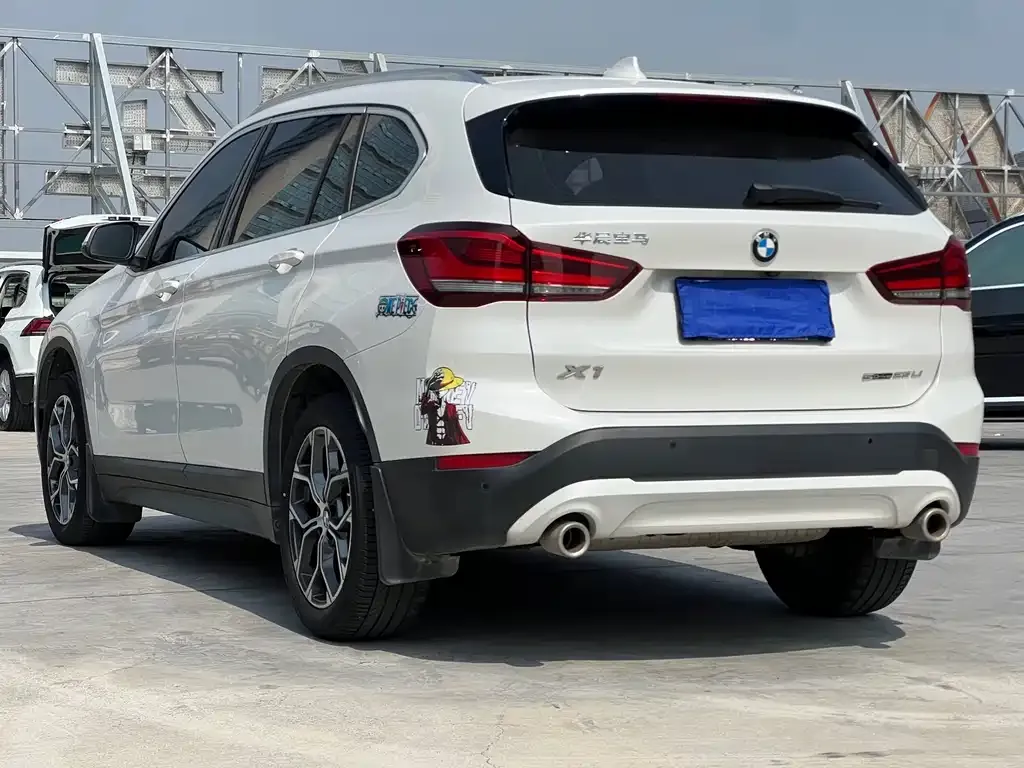 BMW X1 — фото 6