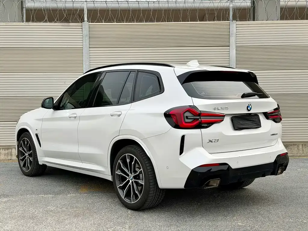 BMW X3 — фото 8