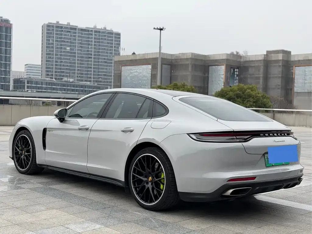 Porsche Panamera Hybrid — фото 3
