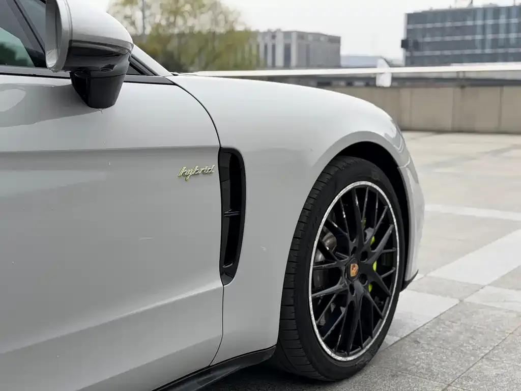 Porsche Panamera Hybrid — фото 2