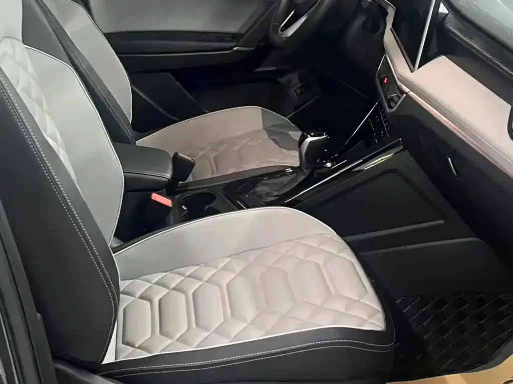 Volkswagen Tayron 2023 из CN, фото 2