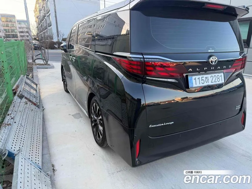 Toyota Alphard 2025 из KR, фото 7