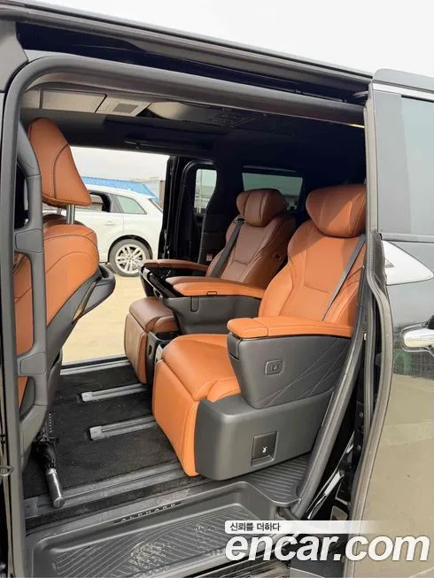 Toyota Alphard 2025 из KR, фото 3
