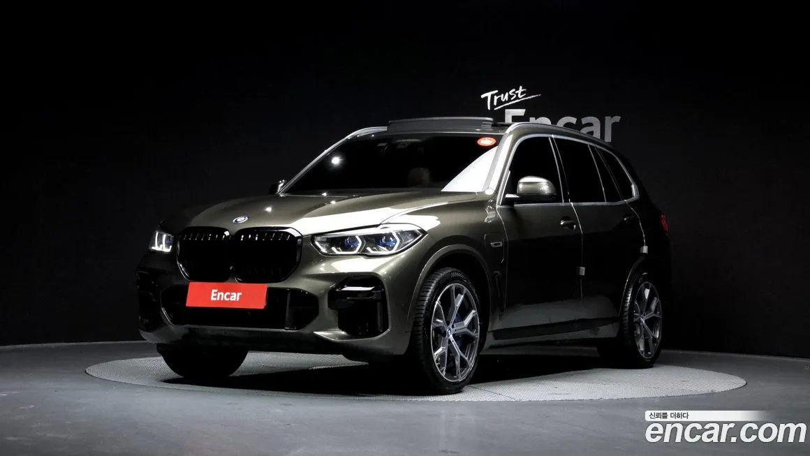 BMW X5 — фото 1