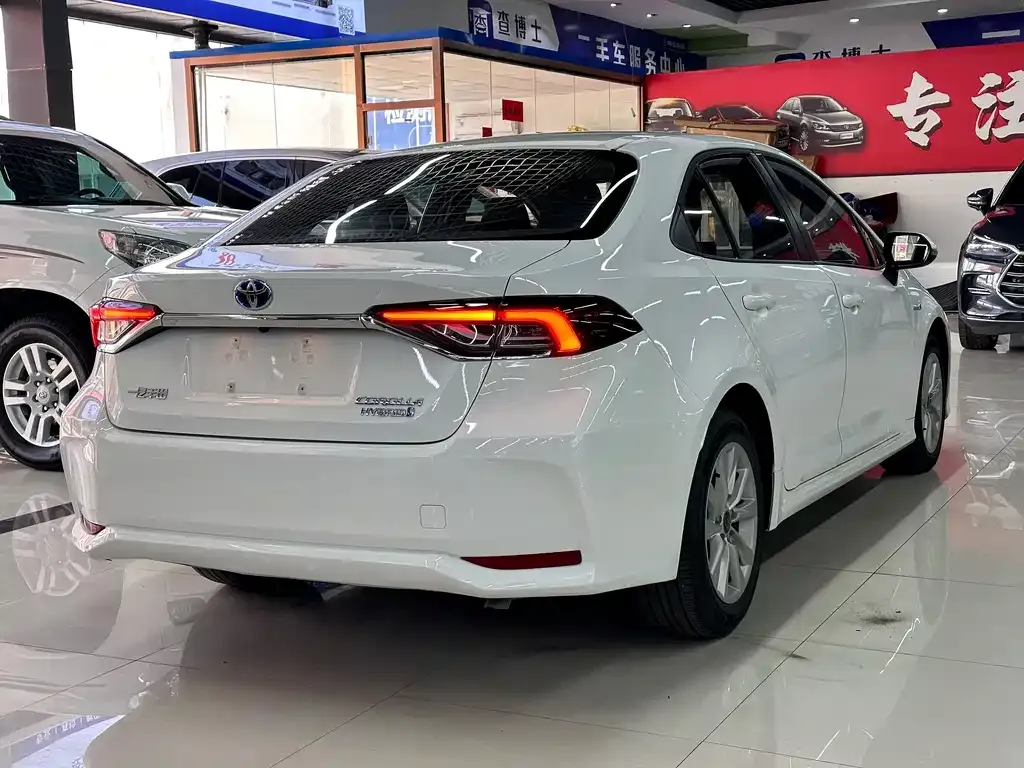 Toyota Corolla 2023 из CN, фото 8