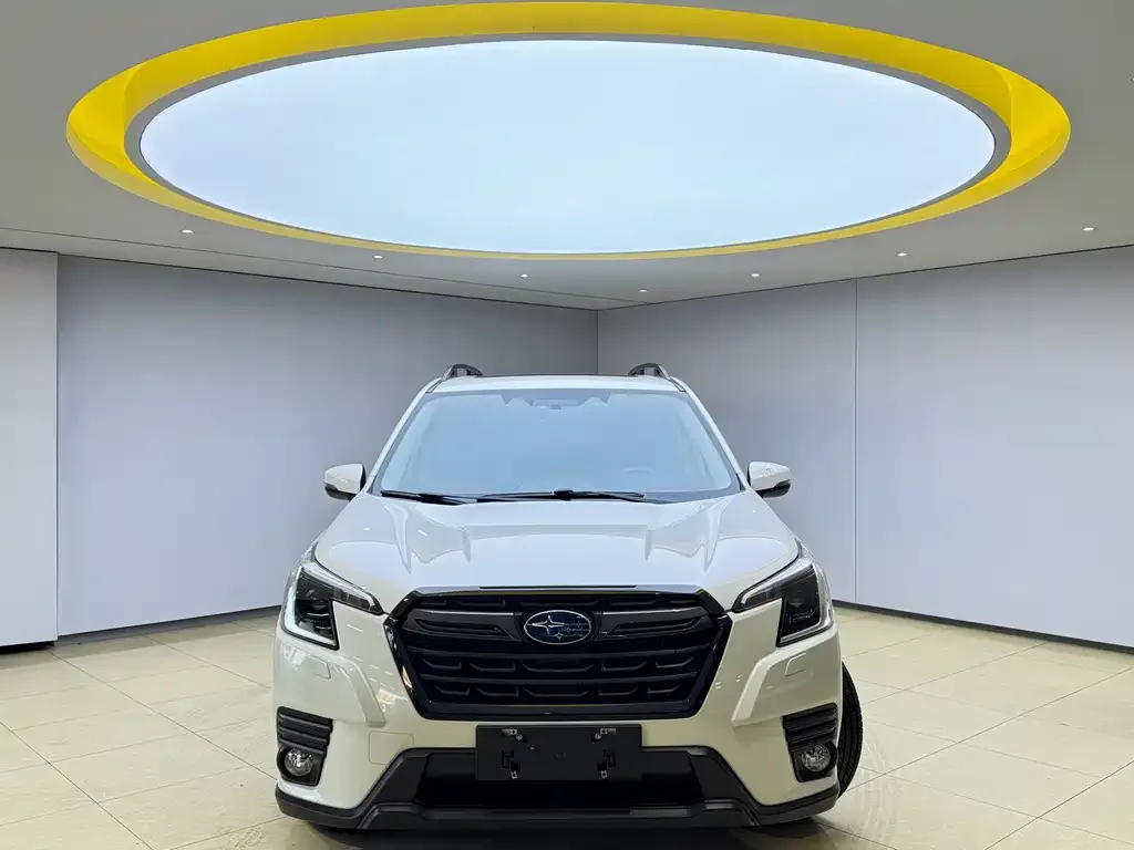 Subaru Forester 2022 из CN, фото 2