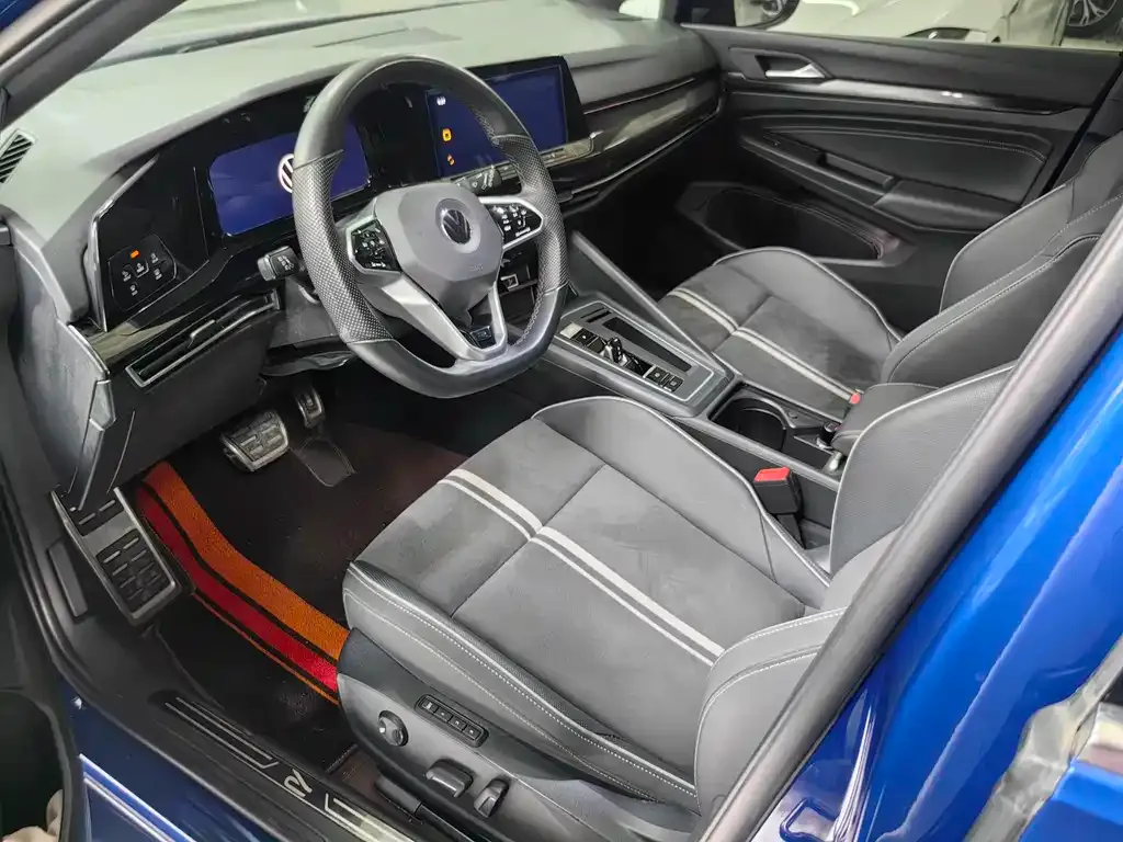 Volkswagen Golf 2021 из CN, фото 3