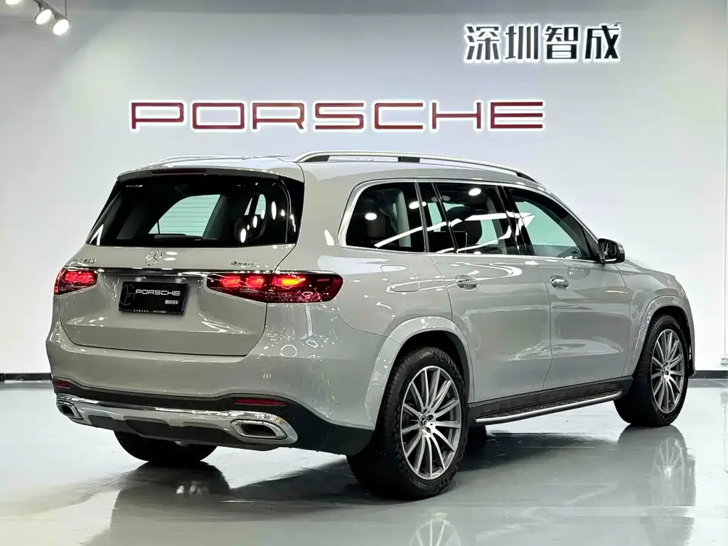 Mercedes-Benz GLS — фото 4