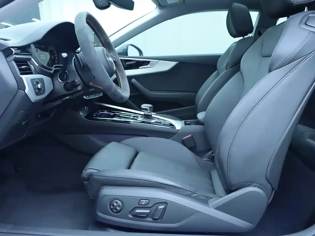 Audi A5 (Import) 2023 из CN, фото 5