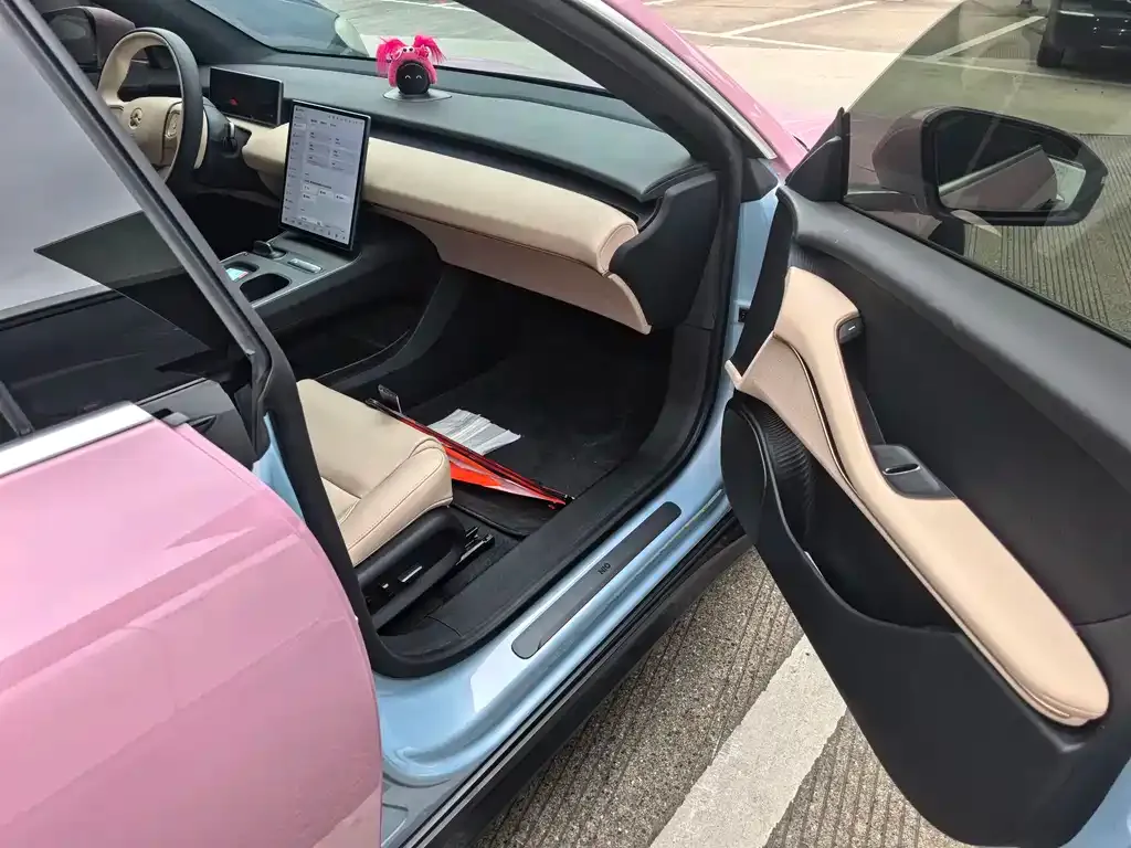 NIO ET5 — фото 8
