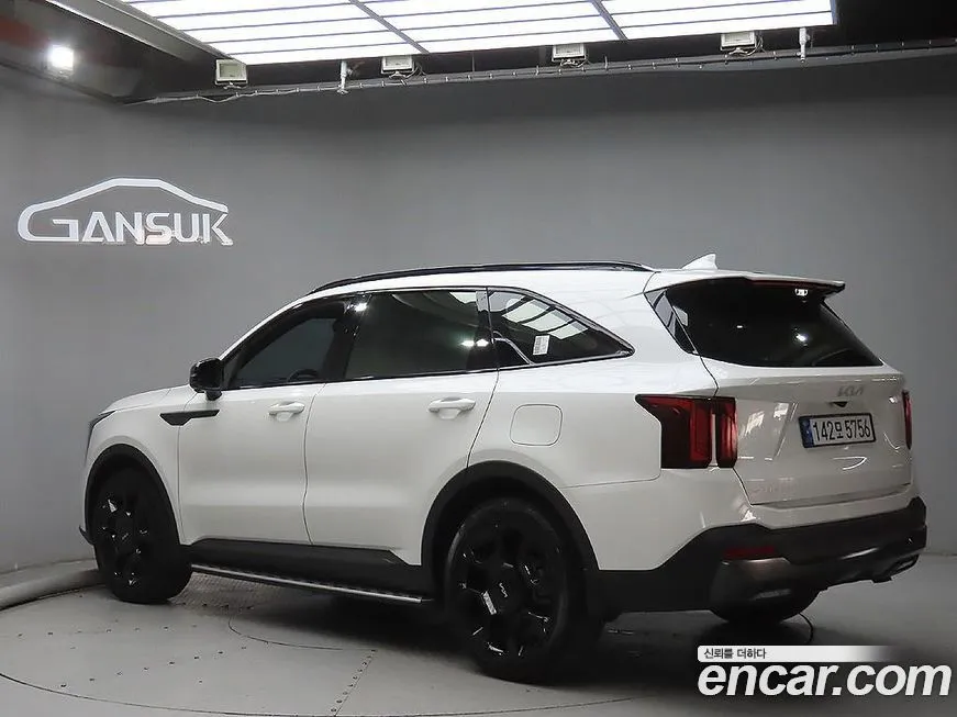Kia Sorento — фото 8