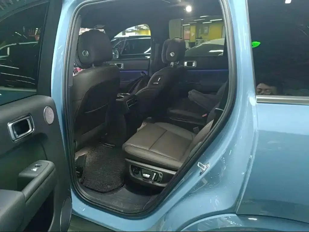 Li Auto L8 2022 из CN, фото 2