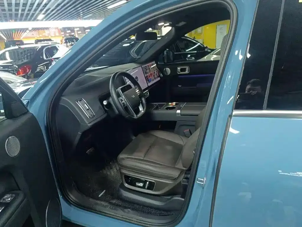 Li Auto L8 2022 из CN, фото 8