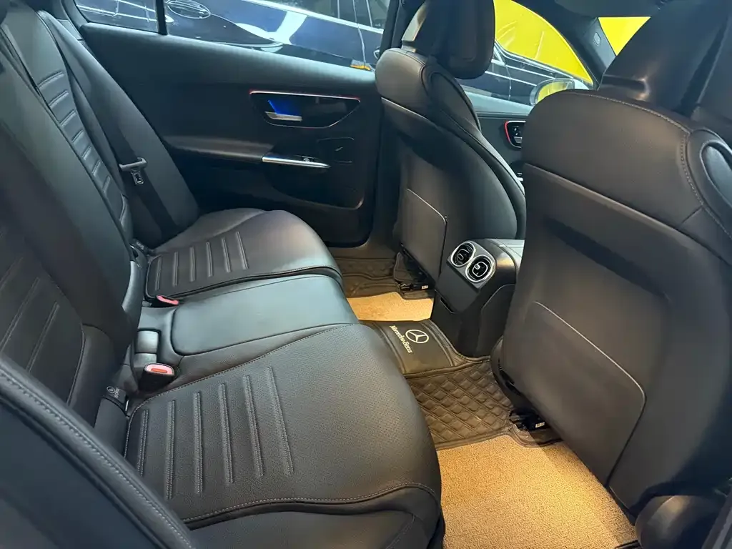 Mercedes-Benz C-Class 2023 из CN, фото 3