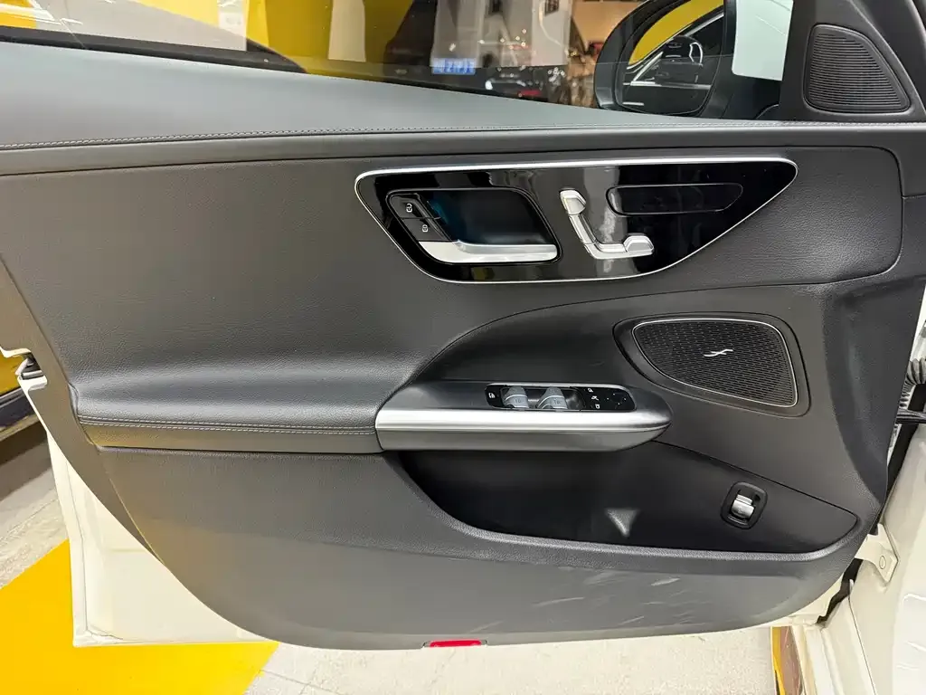 Mercedes-Benz C-Class 2023 из CN, фото 8
