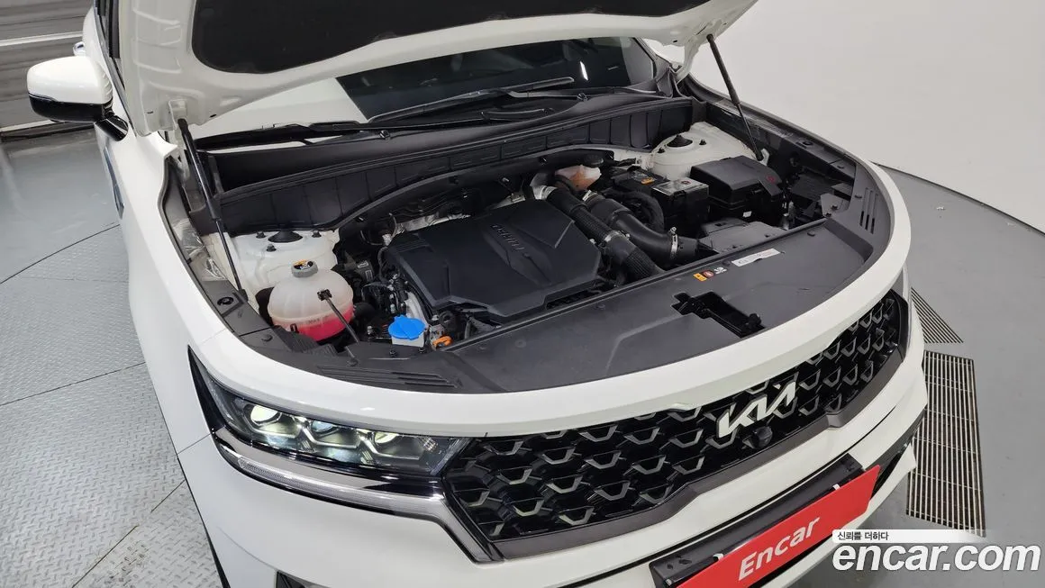 Kia Sorento — фото 8