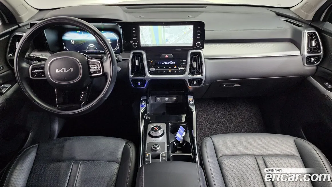 Kia Sorento — фото 10