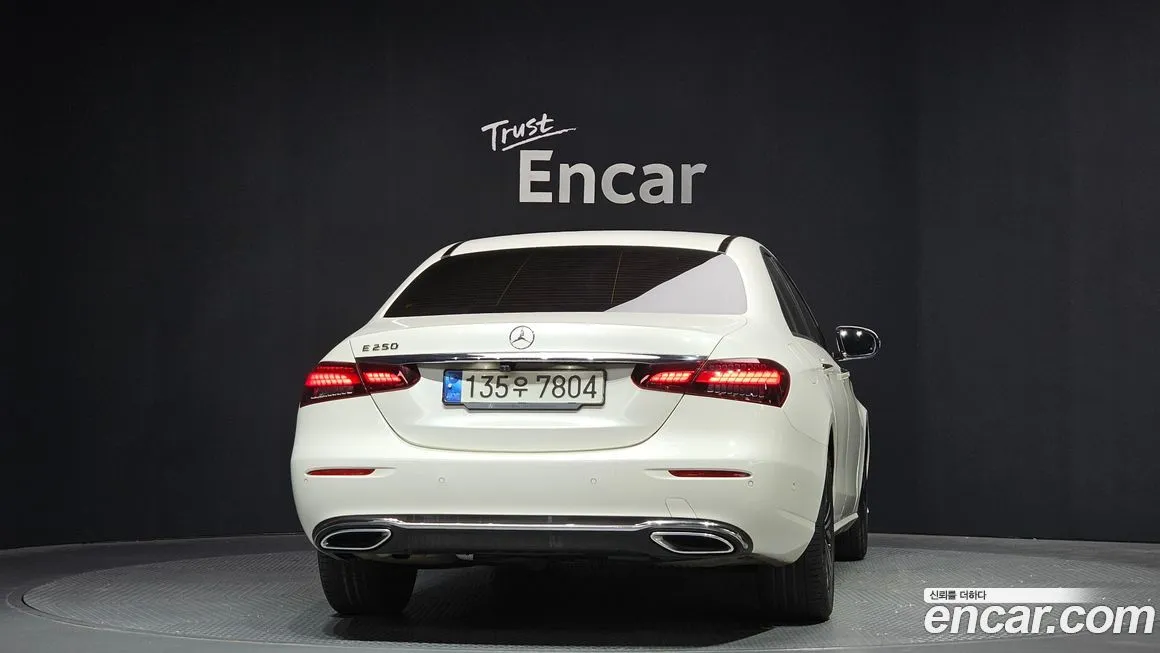 Mercedes-Benz E-Class 2021 из KR, фото 10