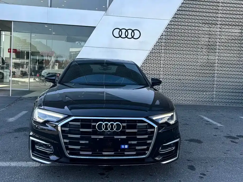 Audi A6L — фото 7