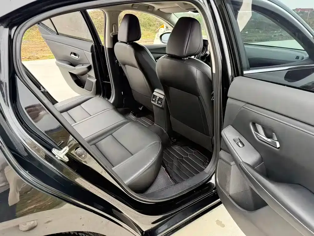 Nissan Sylphy 2022 из CN, фото 5