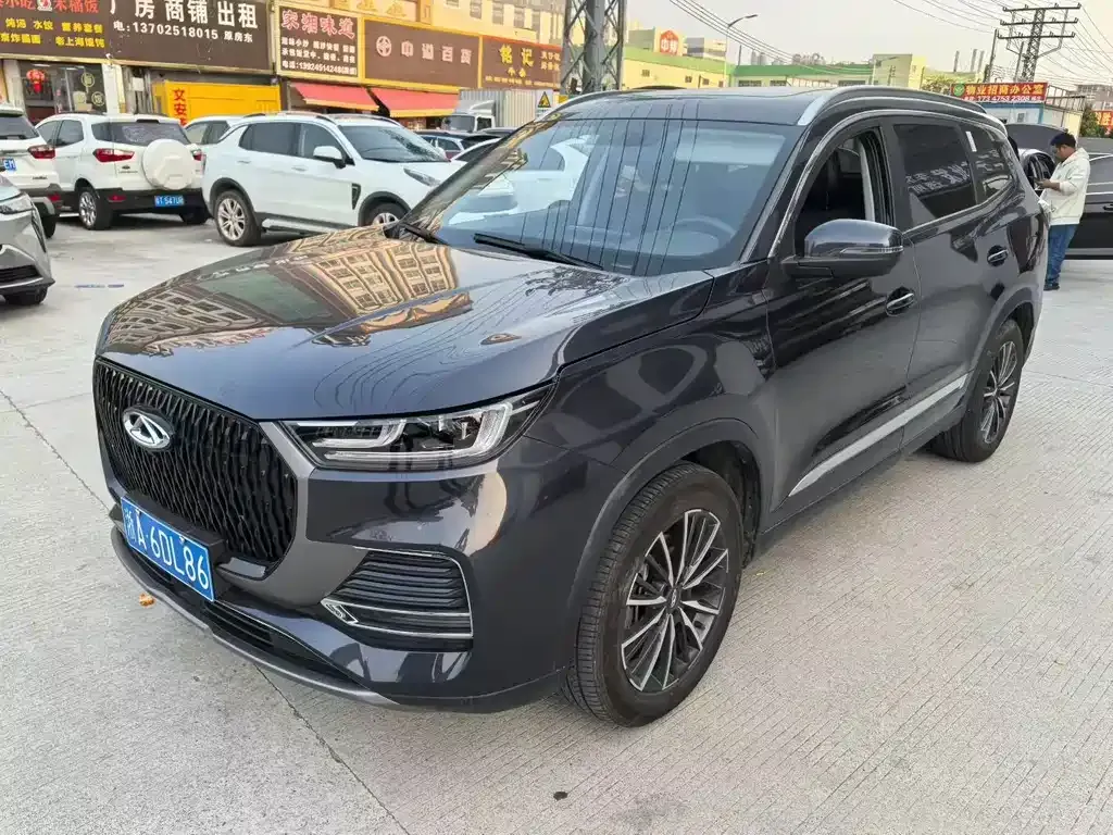 Chery Tiggo 8 — фото 1