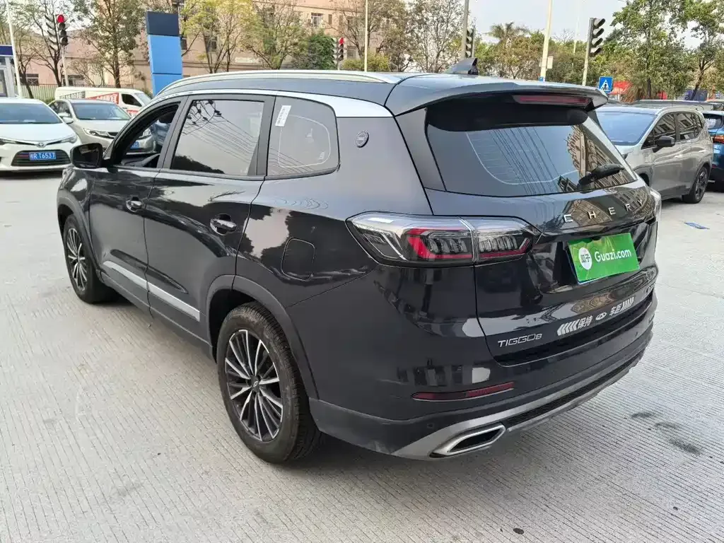 Chery Tiggo 8 — фото 3