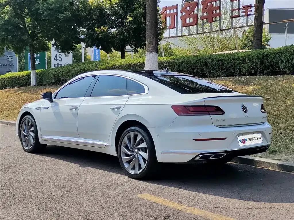 Volkswagen CC — фото 8