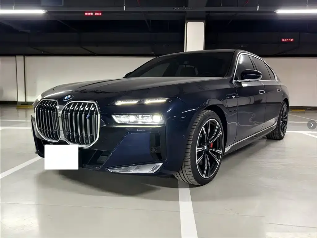 BMW i7 2023 из CN, фото 3