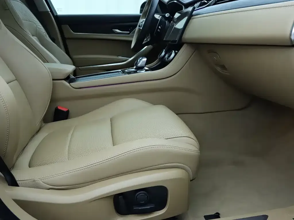 Jaguar XFL 2024 из CN, фото 4