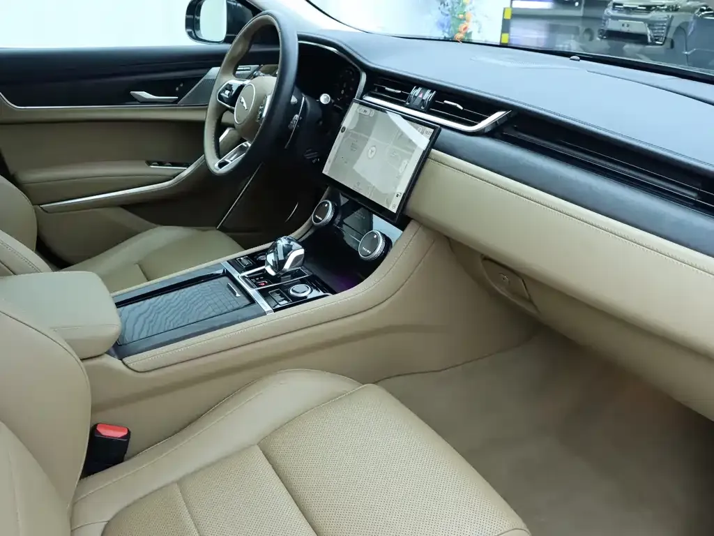 Jaguar XFL 2024 из CN, фото 10