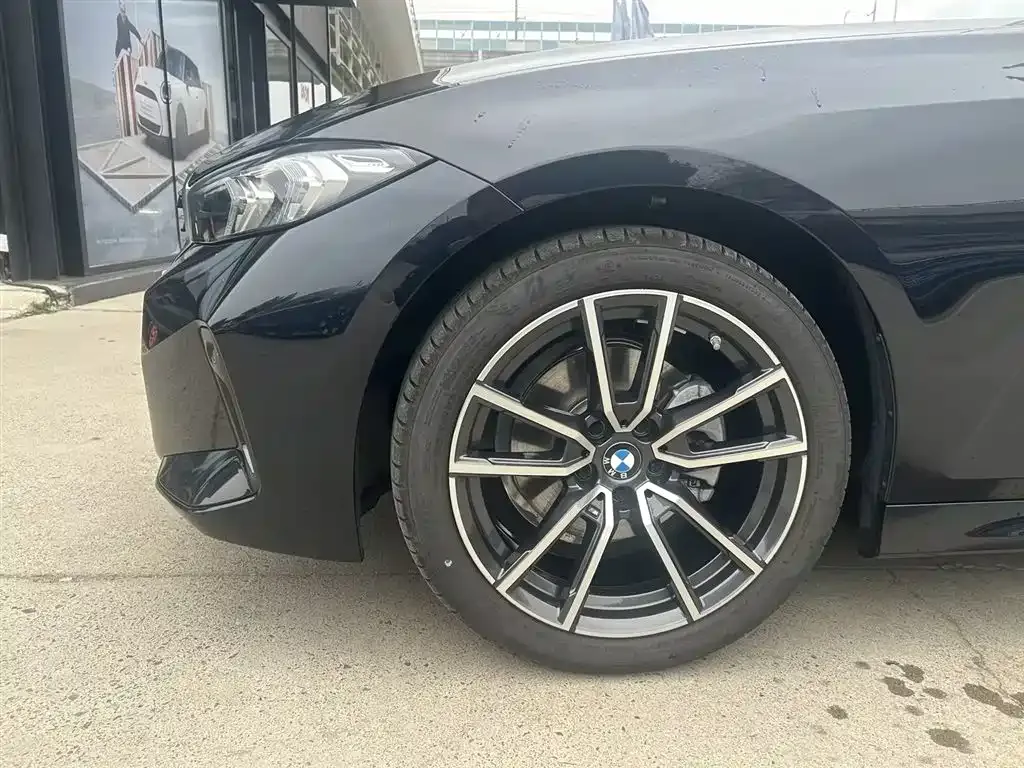 BMW 3 Series 2025 из CN, фото 9