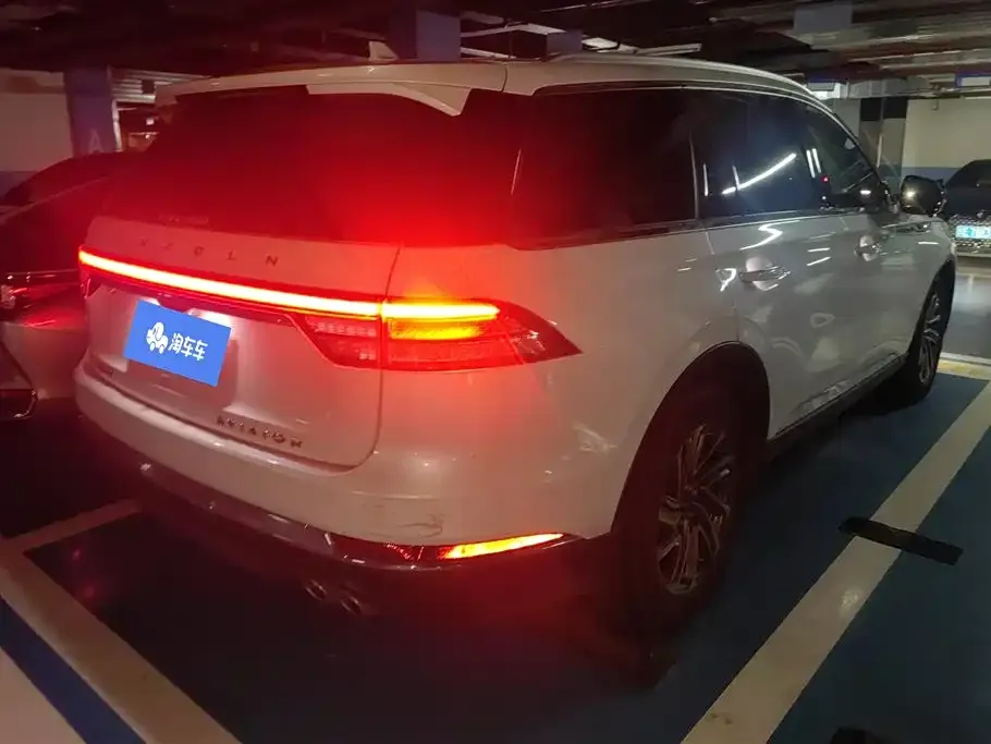 Lincoln Aviator 2021 из CN, фото 5