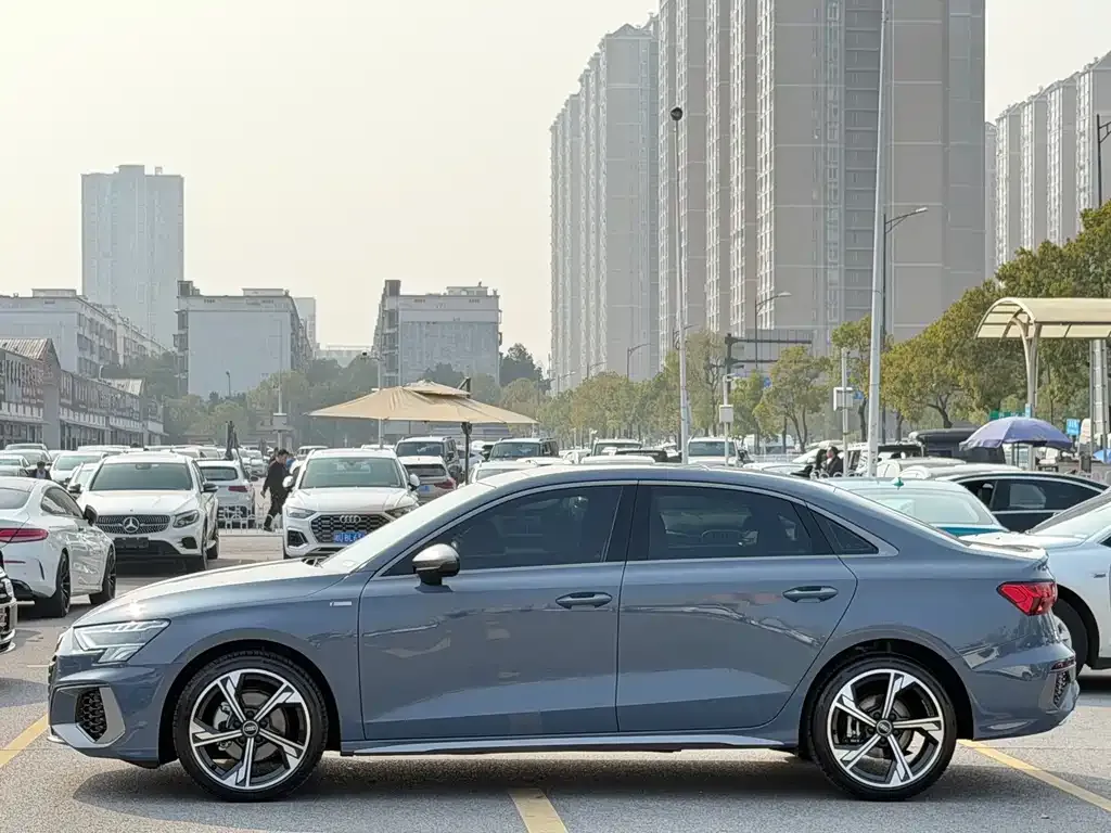 Audi A3 2022 из CN, фото 6