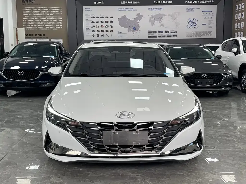 Hyundai Elantra 2023 из CN, фото 4