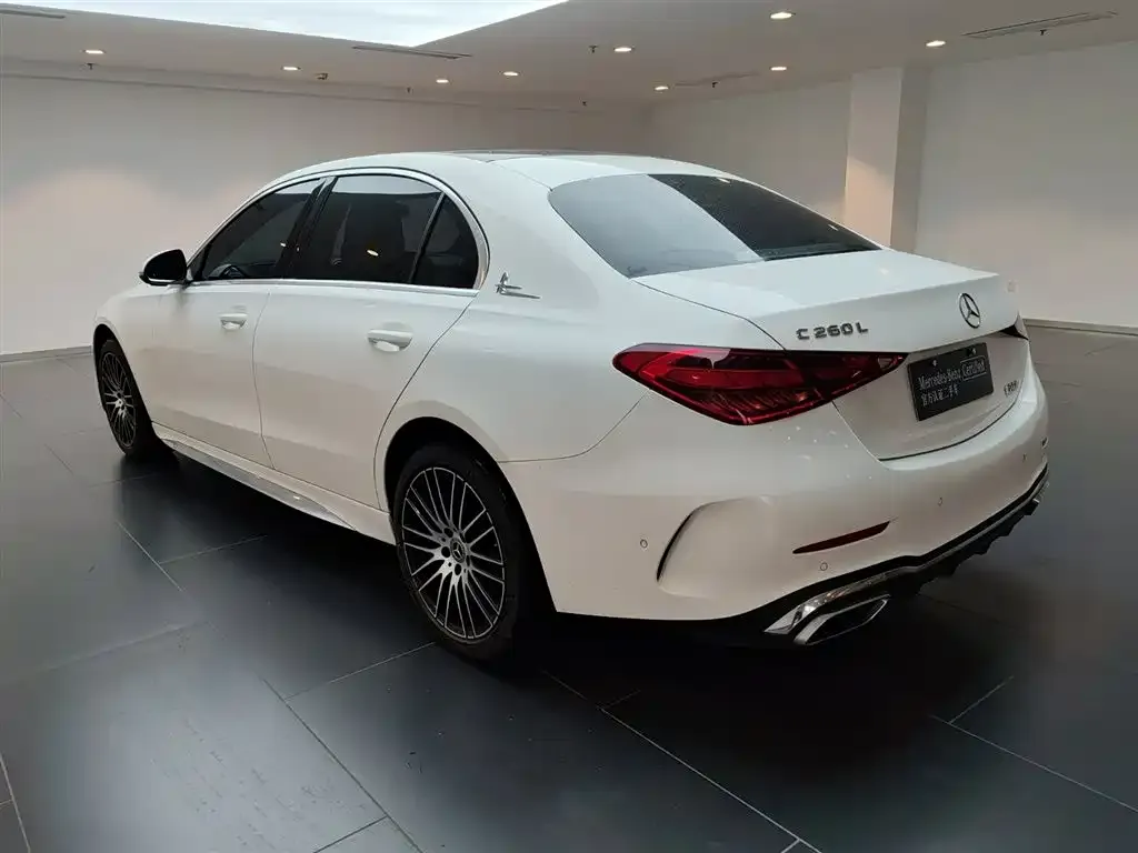 Mercedes-Benz C-Class — фото 10