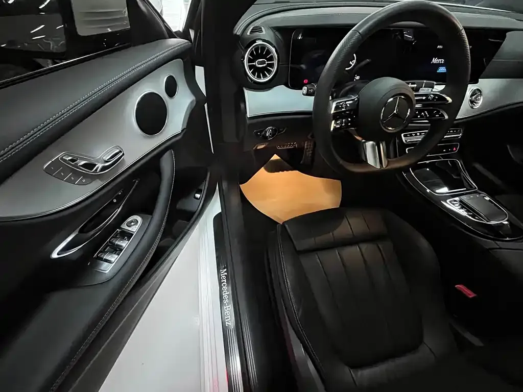 Mercedes-Benz E-Class (Import) — фото 3