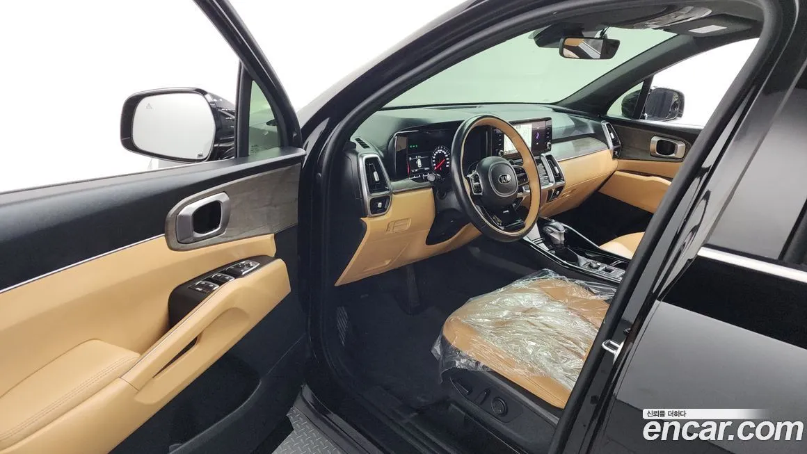 Kia Sorento — фото 8