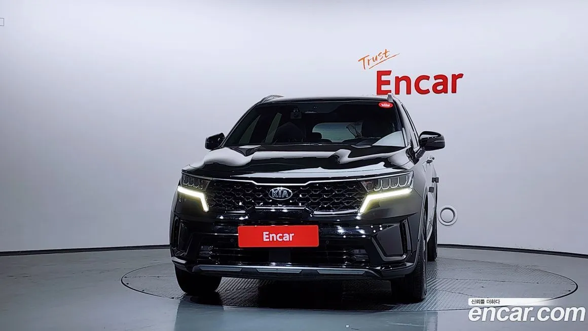 Kia Sorento — фото 6