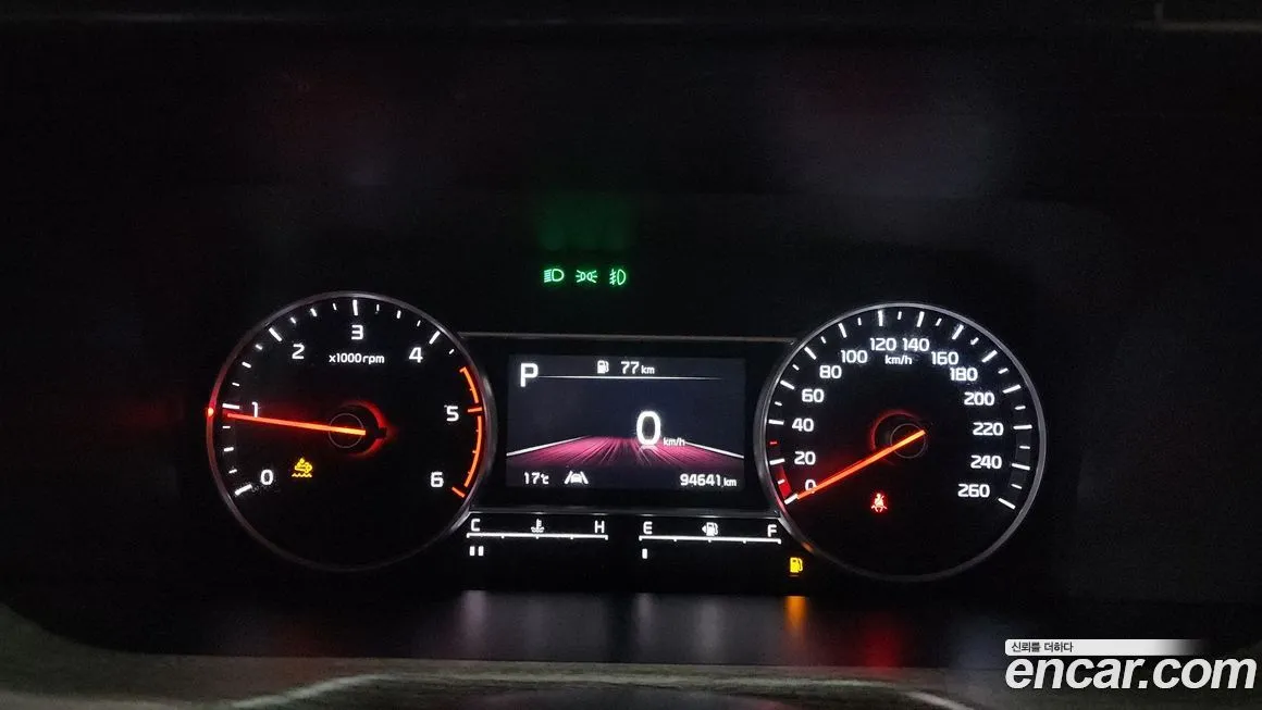 Kia Sorento — фото 7