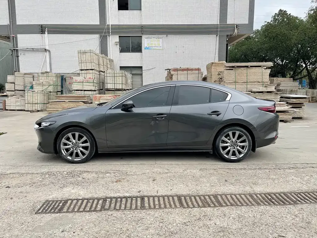 Mazda 3 Axela 2021 из CN, фото 8