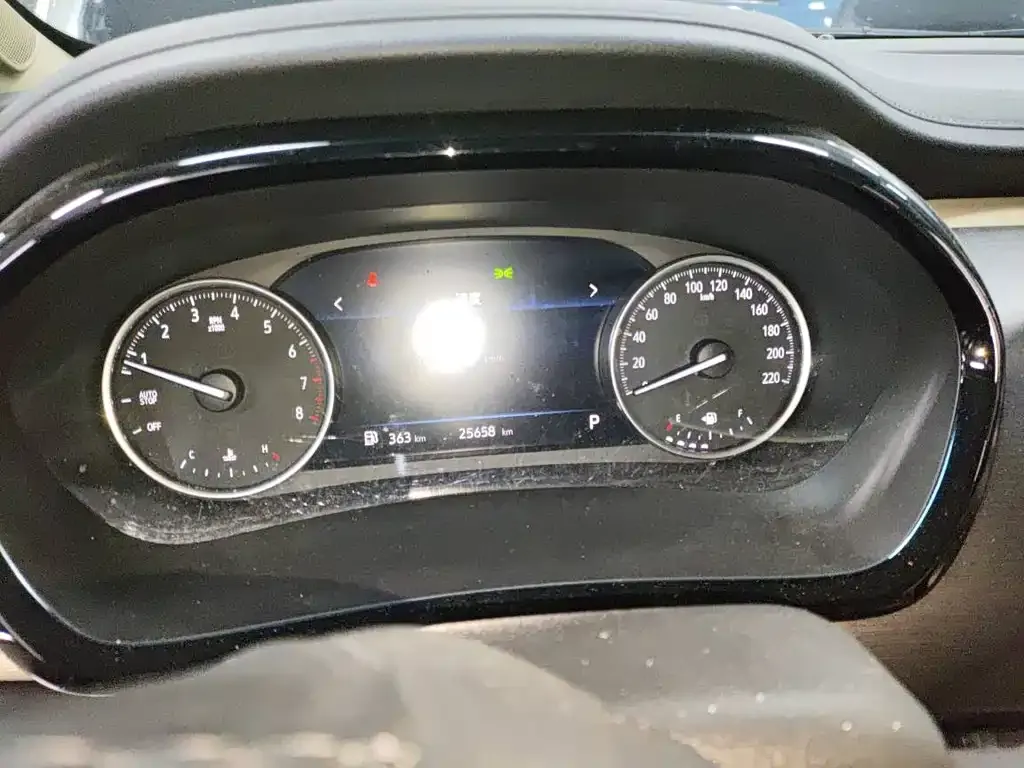 Buick GL8 — фото 2
